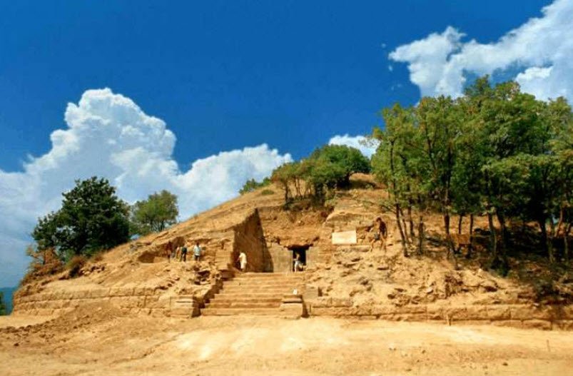 Thracian Tomb of Kazanlak, Kazanlak, Stara Zagora, Bulgaria